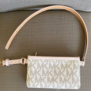 Michael Kors Belt Bag!